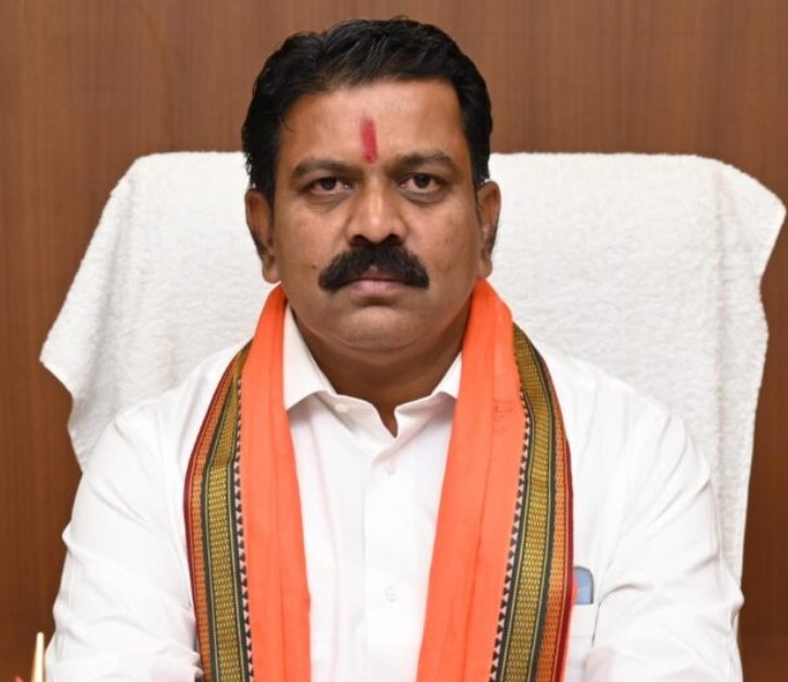 आम जनता एवं पीड़ित की समझ के लिए छत्तीसगढ़ पुलिस की कार्य प्रणाली से उर्दू-फारसी के कठिन शब्दों की जगह उपयोग होगी सरल हिंदी- गृहमंत्री विजय शर्मा 1 आम जनता एवं पीड़ित की समझ के लिए छत्तीसगढ़ पुलिस की कार्य प्रणाली से उर्दू-फारसी के कठिन शब्दों की जगह उपयोग होगी सरल हिंदी- गृहमंत्री विजय शर्मा