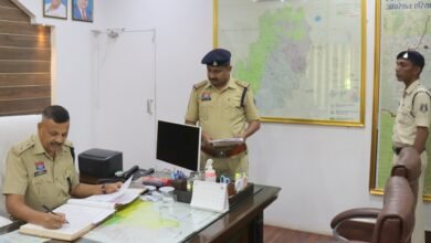 पुलिस अधीक्षक धमेन्द्र सिंह (आईपीएस) ने पुलिस जवानों की समस्याएं सुनकर किया तत्काल निराकरण 6 पुलिस अधीक्षक धमेन्द्र सिंह (आईपीएस) ने पुलिस जवानों की समस्याएं सुनकर किया तत्काल निराकरण