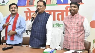 पहली बार राजधानी पहुंचे बीजापुर के सुदूर गांवों के युवाओं ने मुख्यमंत्री से साझा किए अपने विचार, कहा – “बस्तर को बदलने का बनेंगे माध्यम" 1 पहली बार राजधानी पहुंचे बीजापुर के सुदूर गांवों के युवाओं ने मुख्यमंत्री से साझा किए अपने विचार, कहा – “बस्तर को बदलने का बनेंगे माध्यम"