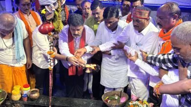उप मुख्यमंत्री विजय शर्मा ने पंचमुखी बूढ़ा महादेव मंदिर में किया जलाभिषेक, प्रदेशवासियों के लिए मांगी सुख-समृद्धि की कामना 1 उप मुख्यमंत्री विजय शर्मा ने पंचमुखी बूढ़ा महादेव मंदिर में किया जलाभिषेक, प्रदेशवासियों के लिए मांगी सुख-समृद्धि की कामना