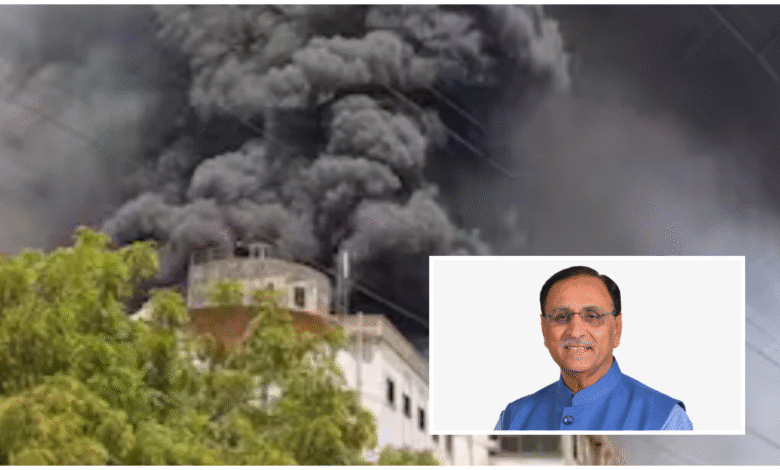 अहमदाबाद एयरपोर्ट पर एयर इंडिया का विमान क्रैश, 242 लोग थे सवार, पूर्व मुख्यमंत्री विजय रुपाणी भी थे सवार!
