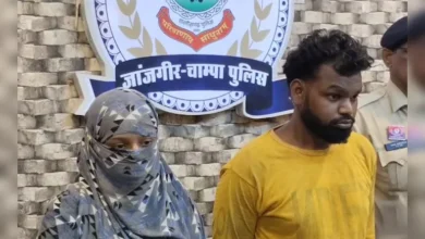 सगाई से पहले युवक हनी ट्रैप का शिकार, खेत में बुलाकर बनाया अश्लील वीडियो, 17 लाख की मांगी फिरौती 1 सगाई से पहले युवक हनी ट्रैप का शिकार, खेत में बुलाकर बनाया अश्लील वीडियो, 17 लाख की मांगी फिरौती