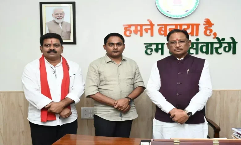 नन गिरफ्तारी मामला गरमाया: केरल भाजपा महासचिव अनूप एंटोनी ने रायपुर में मुख्यमंत्री और गृहमंत्री से की मुलाकात