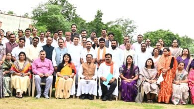 मुख्यमंत्री विष्णु देव साय नवनिर्वाचित जिला पंचायत अध्यक्षों एवं उपाध्यक्षों के 03 दिवसीय प्रशिक्षण कार्यक्रम के शुभारंभ में हुए शामिल 1 मुख्यमंत्री विष्णु देव साय नवनिर्वाचित जिला पंचायत अध्यक्षों एवं उपाध्यक्षों के 03 दिवसीय प्रशिक्षण कार्यक्रम के शुभारंभ में हुए शामिल