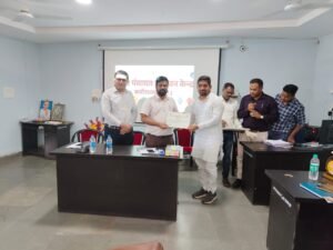 जिला पंचायत सदस्यों का पंचायती राज व्यवस्था पर तीन दिवसीय प्रशिक्षण संपन्न, ग्राम डगनिया स्थित जिला पंचायत संसाधन केंद्र में प्रशिक्षण हुआ समापन 2 WhatsApp Image 2025 07 12 at 5.36.14 PM