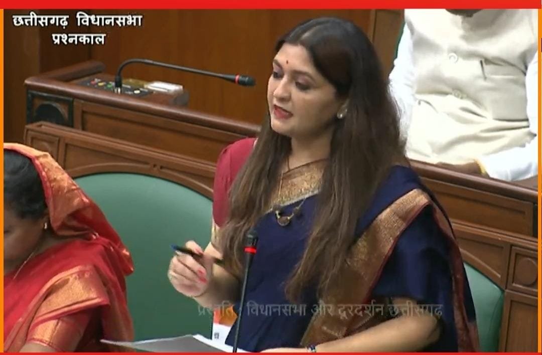 पंडरिया विधायक भावना बोहरा ने विधानसभा में उठाए जनहित के 4 अहम मुद्दे, बांग्लादेशी घुसपैठ पर जताई चिंता, योजनाओं की प्रगति पर रखे सवाल 1 पंडरिया विधायक भावना बोहरा ने विधानसभा में उठाए जनहित के 4 अहम मुद्दे, बांग्लादेशी घुसपैठ पर जताई चिंता, योजनाओं की प्रगति पर रखे सवाल