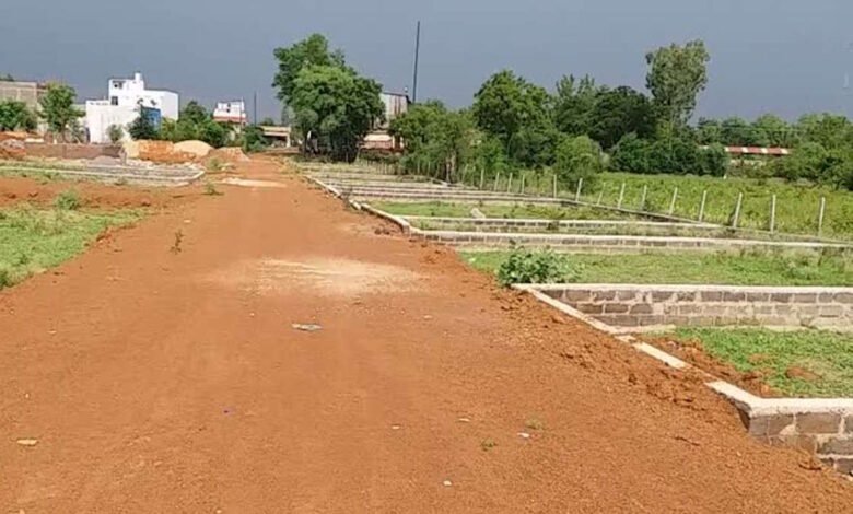 छत्तीसगढ़ में अवैध प्लाटिंग पर नकेल कसने नया कानून: किसानों को मिलेगा अधिकार और लाभ, बिल्डरों की मनमानी पर लगेगी लगाम