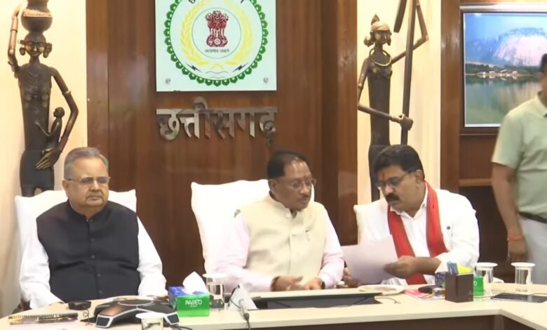 मुख्यमंत्री विष्णु देव साय वर्चुअल माध्यम से पंडरिया के विकास कार्यों का कर रहे लोकार्पण, नारी सम्मान समारोह में भी हो रहे शामिल, देखें LIVE