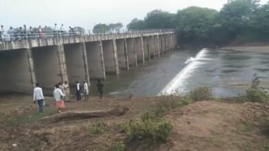 हाफ नदी में तैरता मिला वृद्ध का शव, इलाके में फैली सनसनी; मंगलवार दोपहर से लापता था बुजुर्ग, परिजनों को नहीं थी अनहोनी की आशंका 1 हाफ नदी में तैरता मिला वृद्ध का शव, इलाके में फैली सनसनी; मंगलवार दोपहर से लापता था बुजुर्ग, परिजनों को नहीं थी अनहोनी की आशंका