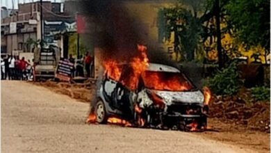 कवर्धा बायपास पर हुआ खौफनाक हादसा : चलती कार में लगी भीषण आग, बाल-बाल बचा चालक; कुछ ही मिनटों में जलकर खाक हुई पूरी कार 1 कवर्धा बायपास पर हुआ खौफनाक हादसा : चलती कार में लगी भीषण आग, बाल-बाल बचा चालक; कुछ ही मिनटों में जलकर खाक हुई पूरी कार
