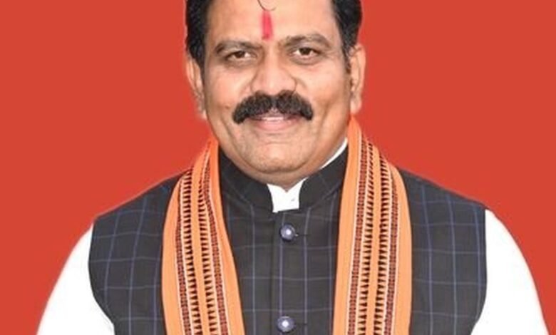 उपमुख्यमंत्री विजय शर्मा ने दी बधाई, राष्ट्रपति करेंगी सम्मानित — छत्तीसगढ़ पुलिस के साहस को मिला राष्ट्रीय गौरव 8 उपमुख्यमंत्री विजय शर्मा ने दी बधाई, राष्ट्रपति करेंगी सम्मानित — छत्तीसगढ़ पुलिस के साहस को मिला राष्ट्रीय गौरव