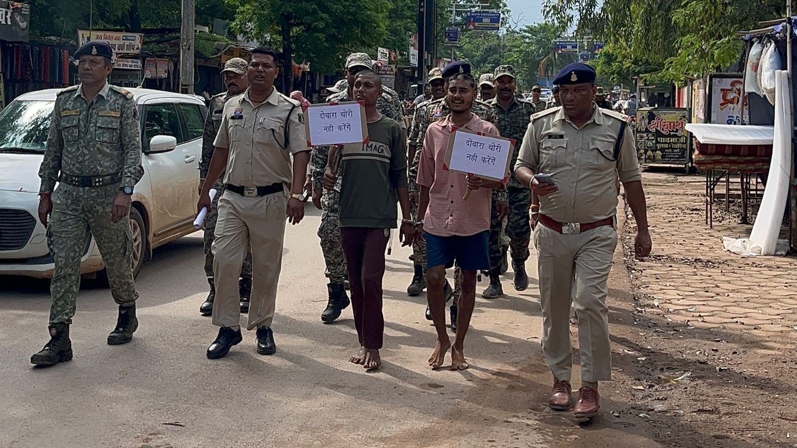 पुलिस की बड़ी सफलता: दो चोर और रिसीवर गिरफ्तार, चोरी का संपूर्ण माल बरामद 1 पुलिस की बड़ी सफलता: दो चोर और रिसीवर गिरफ्तार, चोरी का संपूर्ण माल बरामद