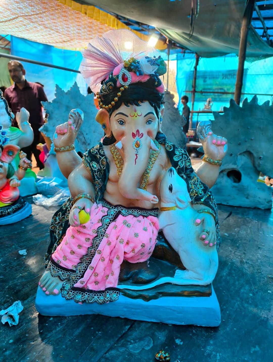 श्रद्धा और उत्साह का संगम: गणेश चतुर्थी पर कवर्धा में पंडालों और घर-घर विराजे गणपति बप्पा 1 कवर्धा गणेश चतुर्थी 2025 पंडाल सजावट