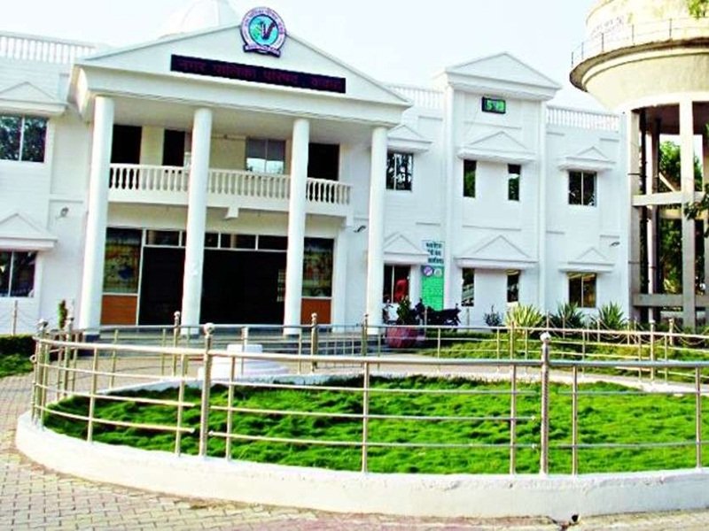 कवर्धा नगर पालिका की लापरवाही से बढ़ा जल संकट, चार दिन से सूखे नल जनता परेशान 1 कवर्धा नगर पालिका की लापरवाही से बढ़ा जल संकट, चार दिन से सूखे नल जनता परेशान