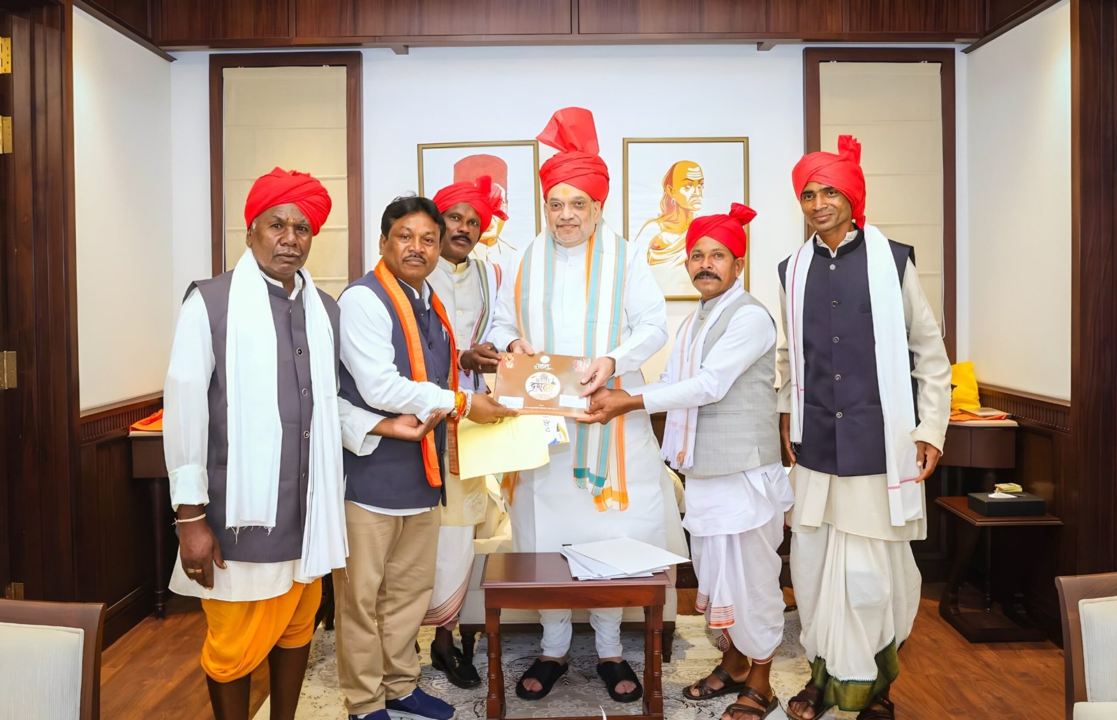 बस्तर दशहरे में शामिल होंगे केंद्रीय गृहमंत्री अमित शाह, सांसद के न्यौते को स्वीकारते हुए सोशल मीडिया पर जताई उत्सुकता 1 बस्तर दशहरे में शामिल होंगे केंद्रीय गृहमंत्री अमित शाह, सांसद के न्यौते को स्वीकारते हुए सोशल मीडिया पर जताई उत्सुकता