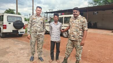 अवैध शराब तस्करी पर कबीरधाम पुलिस की बड़ी कार्रवाई – आरोपी गिरफ्तार, 32 पाव देशी शराब जब्त