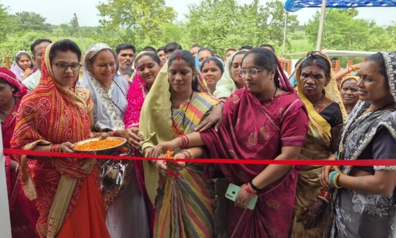 जोराताल स्थित महतारी सदन का लोकार्पण, महिला सशक्तिकरण की दिशा में महत्वपूर्ण पहल : सुषमा बघेल 2 जोराताल स्थित महतारी सदन का लोकार्पण, महिला सशक्तिकरण की दिशा में महत्वपूर्ण पहल : सुषमा बघेल