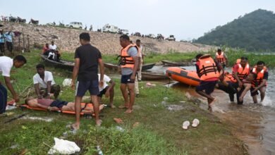 कवर्धा में छीरपानी जलाशय ओवरफ्लो: चार ग्रामीणों को निकाला सुरक्षित, भोंदा पुल क्षतिग्रस्त, राहत शिविरों में ठहराए गए प्रभावित