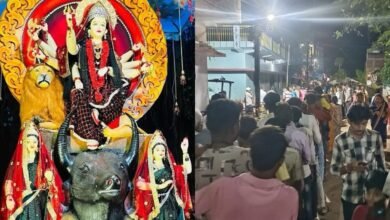 कवर्धा: डरावनी थीम वाली गुफा और 14 फीट दुर्गा प्रतिमा बनी श्रद्धालुओं की आस्था का मुख्य आकर्षण 5 कवर्धा: डरावनी थीम वाली गुफा और 14 फीट दुर्गा प्रतिमा बनी श्रद्धालुओं की आस्था का मुख्य आकर्षण