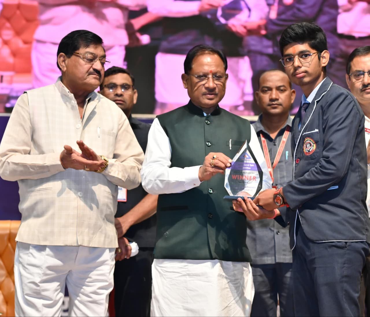 विश्व मानक दिवस के अवसर पर आयोजित मानक महोत्सव में शामिल हुए मुख्यमंत्री विष्णु देव साय, कहा — गुणवत्ता और मानक ही आत्मनिर्भर भारत की पहचान