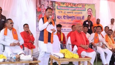 मुख्यमंत्री विष्णु देव साय लैलूंगा के भुईयांपानी में दीप महोत्सव कार्यक्रम में हुए शामिल; गुरुधाम में एक करोड़ रुपए की लागत से सर्वसुविधायुक्त भवन और महतारी सदन के लिए 29 लाख रुपए सहित कई घोषणाएं 6 मुख्यमंत्री विष्णु देव साय लैलूंगा के भुईयांपानी में दीप महोत्सव कार्यक्रम में हुए शामिल; गुरुधाम में एक करोड़ रुपए की लागत से सर्वसुविधायुक्त भवन और महतारी सदन के लिए 29 लाख रुपए सहित कई घोषणाएं