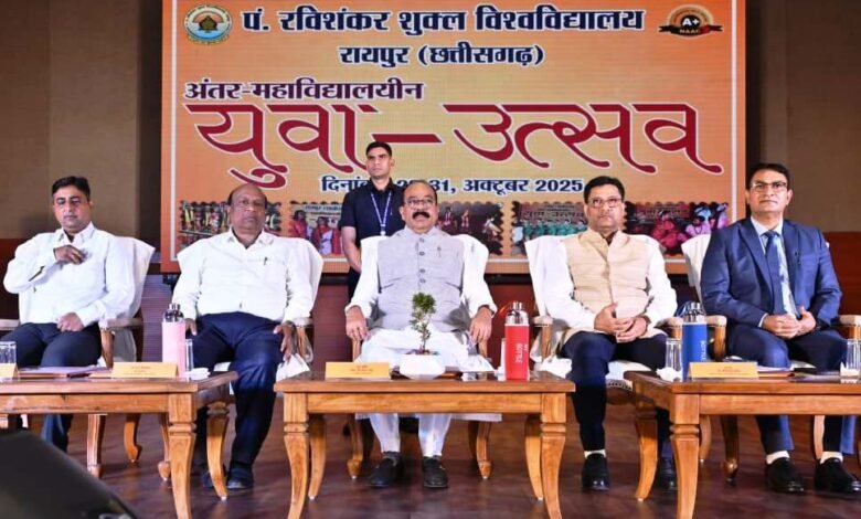 उपमुख्यमंत्री अरुण साव ने युवा उत्सव का किया शुभारंभ, तीन दिनों तक नृत्य, संगीत, साहित्य, थिएटर और फाइन आर्ट्स में युवा अपने हुनर का करेंगे प्रदर्शन