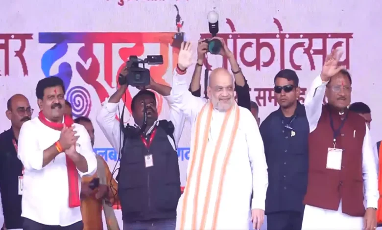 मुरिया दरबार में शामिल हुए अमित शाह: बोले- 2031 तक सर्वसुविधायुक्त होगा बस्तर, युवाओं से की नक्सलियों से दूर रहने की अपील
