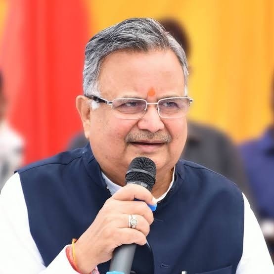 विधानसभा अध्यक्ष डॉ. रमन सिंह कवर्धा में परिवार और क्षेत्रवासियों संग मनाएंगे दीपावली 1 विधानसभा अध्यक्ष डॉ. रमन सिंह कवर्धा में परिवार और क्षेत्रवासियों संग मनाएंगे दीपावली