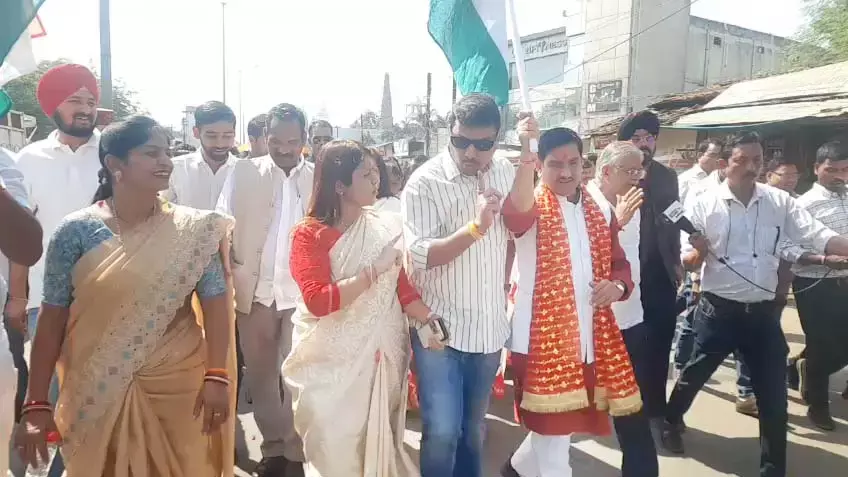 विधायक और प्रदेश मंत्री में सरेआम नोंकझोंक; केंद्रीय मंत्री ने संभाला मामला, यूनिटी मार्च में दिखी “डिविजन” की तस्वीर