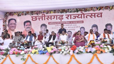 उप मुख्यमंत्री अरुण साव ने राज्योत्सव का किया शुभारंभ, विभागीय स्टॉलों का भी किया अवलोकन 6 उप मुख्यमंत्री अरुण साव ने राज्योत्सव का किया शुभारंभ, विभागीय स्टॉलों का भी किया अवलोकन