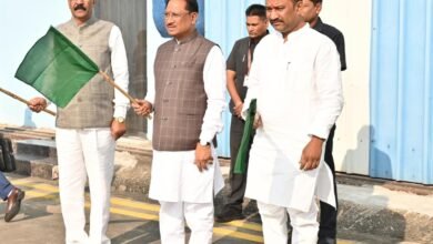 मुख्यमंत्री ने स्टेट हैंगर से विमान परिचालन सेवा का किया शुभारंभ 12 मुख्यमंत्री ने स्टेट हैंगर से विमान परिचालन सेवा का किया शुभारंभ