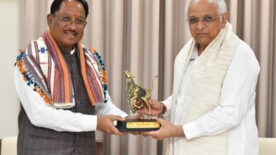 मुख्यमंत्री विष्णु देव साय ने गांधीनगर में गुजरात के मुख्यमंत्री भूपेंद्र पटेल से की सौजन्य भेंट 10 मुख्यमंत्री विष्णु देव साय ने गांधीनगर में गुजरात के मुख्यमंत्री भूपेंद्र पटेल से की सौजन्य भेंट