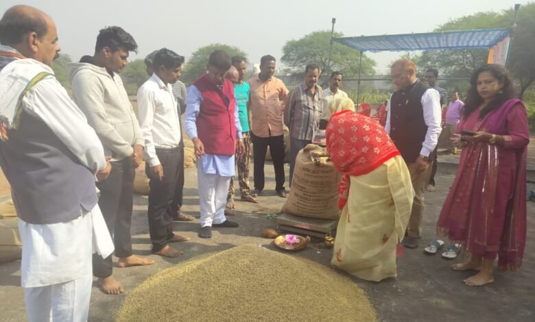 छत्तीसगढ़ में धान खरीदी शुरू: सीएम साय बोले— किसानों की मेहनत का सम्मान हमारा संकल्प