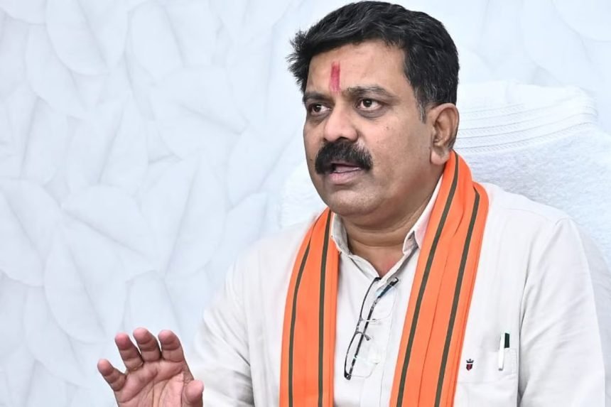 उपमुख्यमंत्री विजय शर्मा के प्रयासों से सहसपुर लोहारा नगर पंचायत को मिली 2.11 करोड़ के विकास कार्यों की स्वीकृति 1 उपमुख्यमंत्री विजय शर्मा के प्रयासों से सहसपुर लोहारा नगर पंचायत को मिली 2.11 करोड़ के विकास कार्यों की स्वीकृति