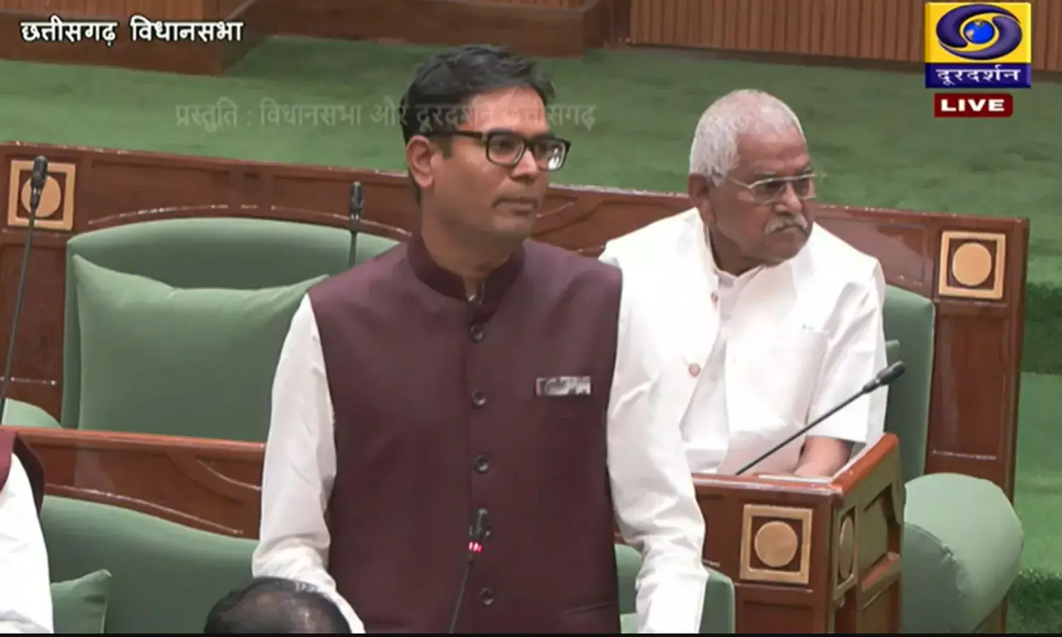 CG Vision Document 2047: रविवार को इतिहास में दर्ज हुआ छत्तीसगढ़ विधानसभा का विशेष सत्र, वित्त मंत्री ओपी चौधरी ने रखा विकास का दीर्घकालीन रोडमैप - देखिए सदन की पूरी कार्यवाही 1 CG Vision Document 2047: रविवार को इतिहास में दर्ज हुआ छत्तीसगढ़ विधानसभा का विशेष सत्र, वित्त मंत्री ओपी चौधरी ने रखा विकास का दीर्घकालीन रोडमैप - देखिए सदन की पूरी कार्यवाही