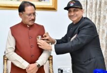 सशस्त्र सेना झंडा दिवस पर मुख्यमंत्री विष्णु देव साय ने सैनिकों एवं शहीद परिवारों के कल्याण हेतु किया अंशदान