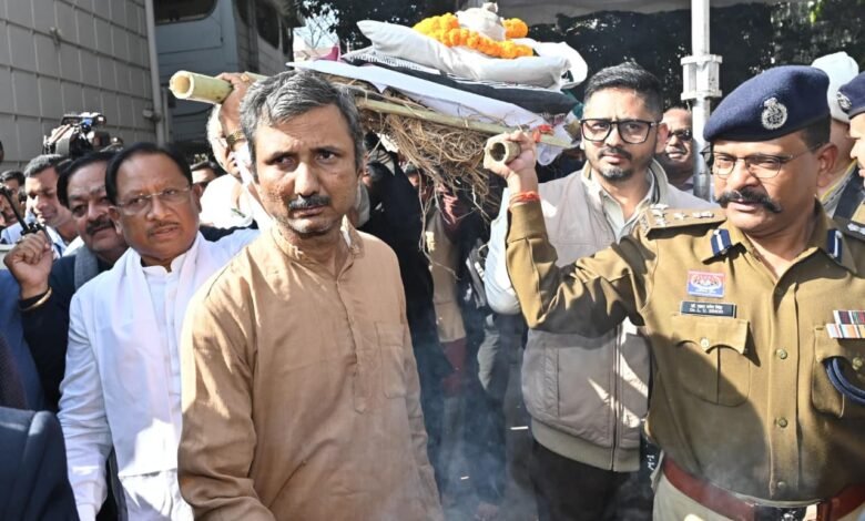 1766562721 845fc250124483f8d30a