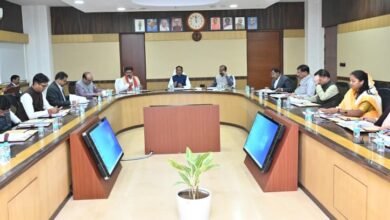 छत्तीसगढ़ कैबिनेट के बड़े फैसले: तेंदूपत्ता से ऑटो एक्सपो तक, आर्थिक अनुशासन और निवेश प्रोत्साहन पर सरकार का फोकस 2 1767164184 ebf1855a8df44f7d9995