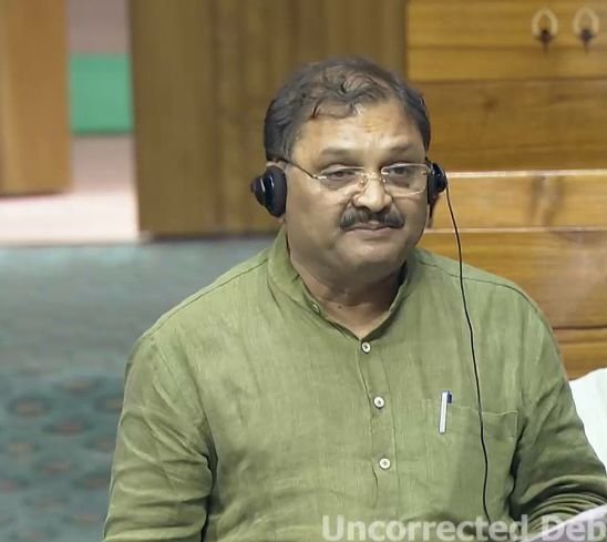 सांसद संतोष पांडेय के प्रयास से पीएमजनमन अंतर्गत जिले में 7 सड़कों की मिली स्वीकृति, प्रधानमंत्री व केंद्रीय ग्रामीण विकास मंत्री का जताया आभार 1 IMG 20251211 WA0001