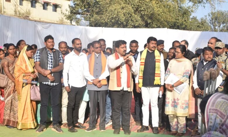 अबूझमाड़ के ओरछा पहुंचें उपमुख्यमंत्री विजय शर्मा, जनचौपाल में उमड़ा जन सैलाब