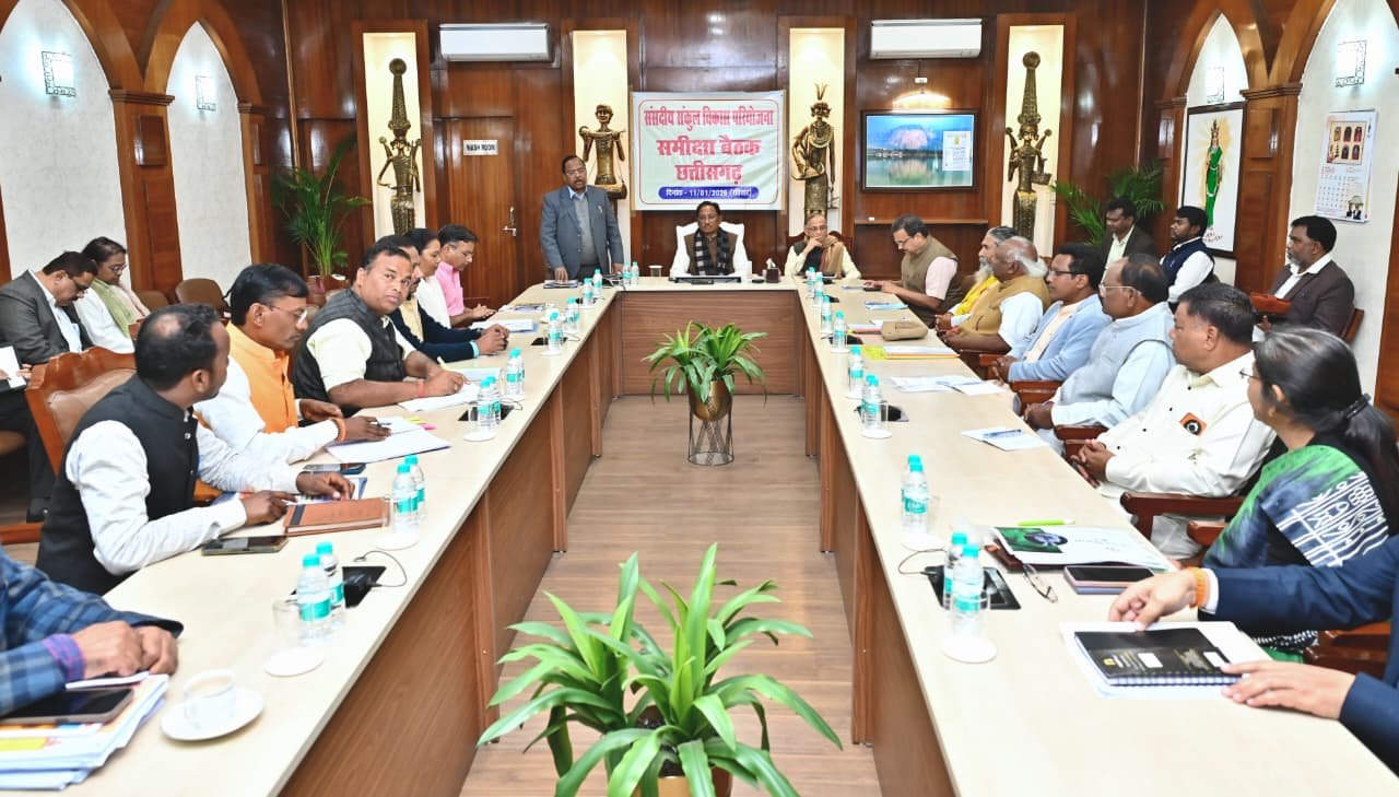 जनजातीय विकास को सांसद संकुल विकास परियोजना से मिलेगी गति- मुख्यमंत्री विष्णु देव साय 1 जनजातीय विकास को सांसद संकुल विकास परियोजना से मिलेगी गति- मुख्यमंत्री विष्णु देव साय