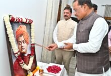 स्वामी विवेकानंद जयंती पर मुख्यमंत्री विष्णु देव साय ने किया नमन, युवाओं से राष्ट्र निर्माण में आगे आने का आह्वान