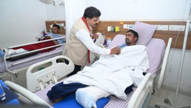 उपमुख्यमंत्री विजय शर्मा ने आईईडी ब्लास्ट में घायल जवानों से अस्पताल में की मुलाकात, चिकित्सकों से उपचार की जानकारी लेकर परिजनों से की चर्चा 7 उपमुख्यमंत्री विजय शर्मा ने आईईडी ब्लास्ट में घायल जवानों से अस्पताल में की मुलाकात, चिकित्सकों से उपचार की जानकारी लेकर परिजनों से की चर्चा