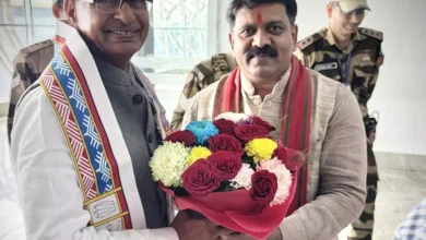 केंद्रीय मंत्री शिवराज सिंह चौहान पहुंचे रायपुर, उपमुख्यमंत्री विजय शर्मा ने किया स्वागत