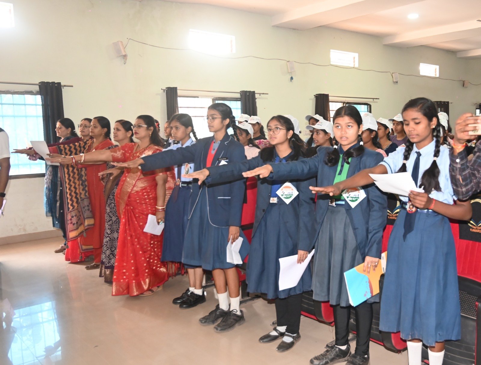 16 वें राष्ट्रीय मतदाता दिवस पर जिला स्तरीय कार्यक्रम का हुआ आयोजन 1 IMG 20260125 WA0013