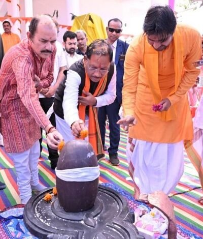 CM Sai In Neelkantheshwar Mahadev Temple: नीलकंठेश्वर महादेव मंदिर के प्राण-प्रतिष्ठा समारोह में शामिल हुए CM विष्णु देव साय 8 1771069636 a46fb671a1b9c3d73987