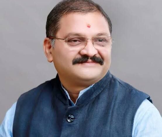 कांग्रेस के पास कोसने के अलावा कोई काम नहीं - सांसद संतोष पाण्डेय