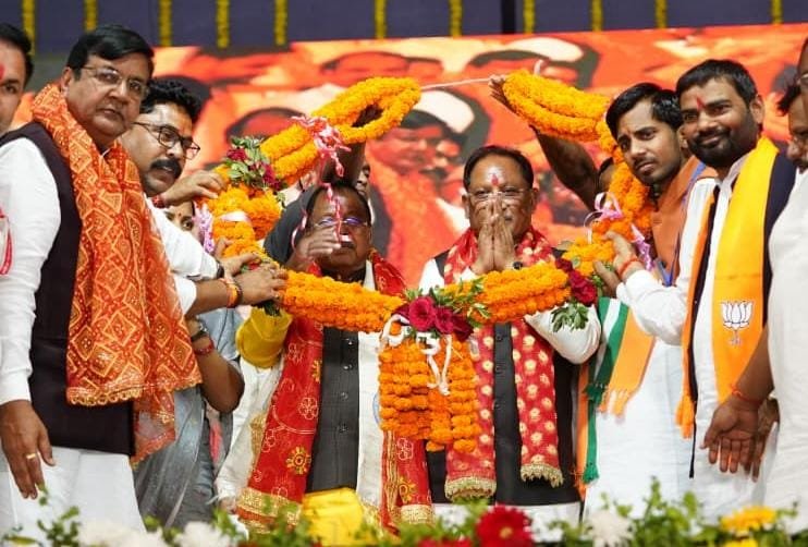 मुख्यमंत्री ने सूरजपुर जिले में 185 करोड़ के विकास कार्यों का किया लोकार्पण-भूमिपूजन 2 1774105341 45e2e2759fe4e67b6a59