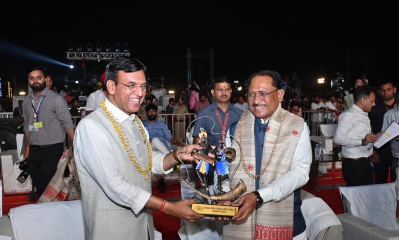 छत्तीसगढ़ में जनजातीय शक्ति का खेल महाकुंभ: देश के प्रथम ‘खेलो इंडिया ट्राइबल गेम्स 2026’ का भव्य शुभारंभ 9 1774515631 33e8e9eb8bf5a74a7bbc