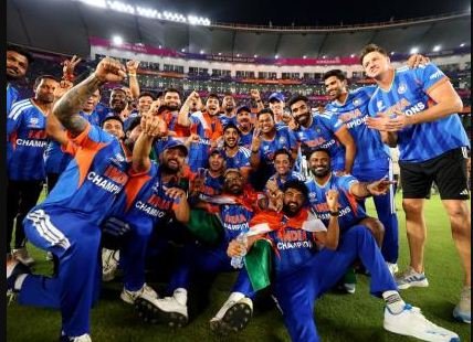 IND vs NZ Final: भारत ने रचा इतिहास, न्यूजीलैंड को 96 रन से हराकर लगातार दूसरा टी20 वर्ल्ड कप जीता 1 ddd 1